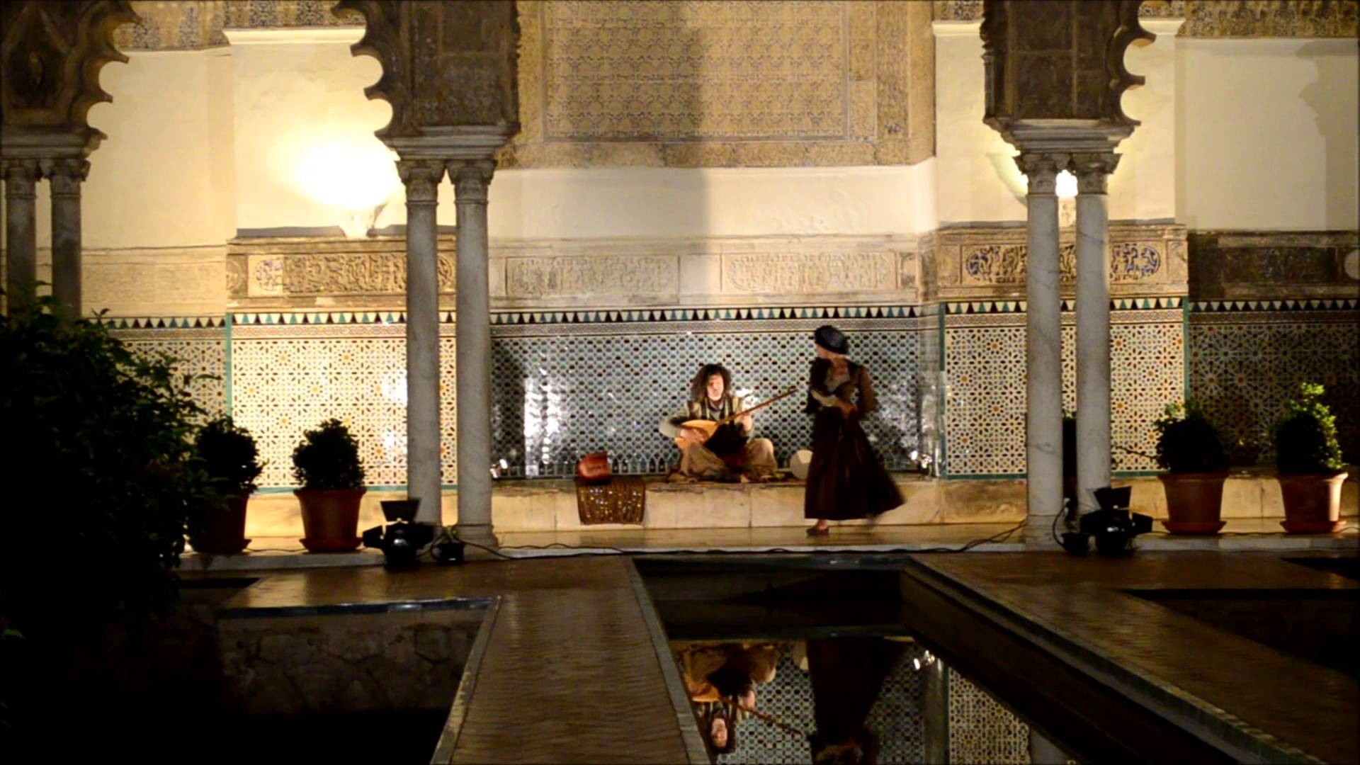 Visita nocturna teatralizada al Real Alcázar