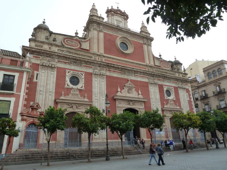 Visita a la iglesia El Salvador