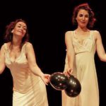La-Mar-de-Lejos-obra-de-teatro