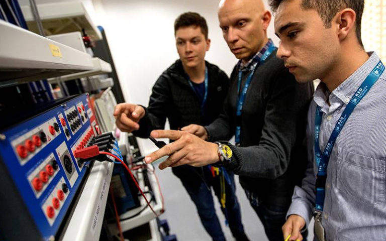 Casos de éxito en el acceso a estudios de Ingeniería desde la FP
