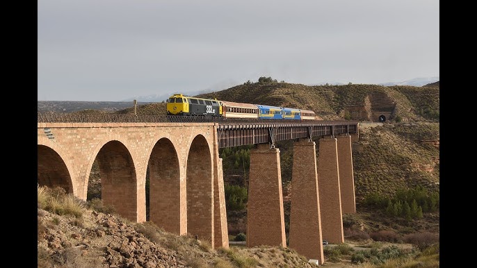 Trenes de mineral en Almería