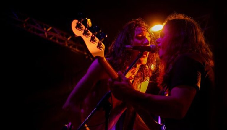 Concierto música hard rock: Black Ice – Homenaje ACDC