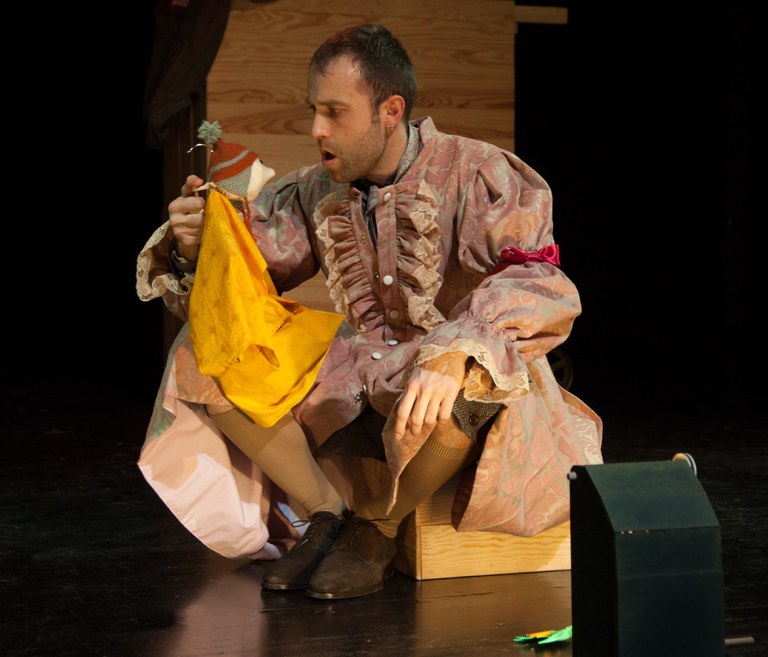 Ciclo Teatro y La Escuela: “Un traje nuevo para el emperador”