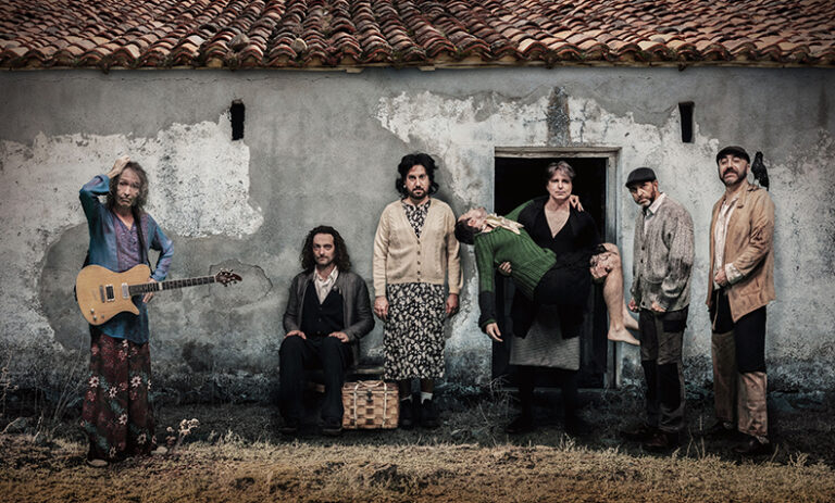 Festival de la guitarra: Robe – «Ni santos ni inocentes»
