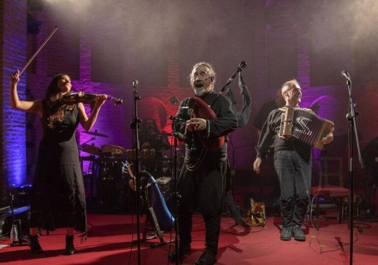 CONCIERTO MÚSICA FOLK LUAR NA LUBRE – XX ENCRUCILLADA