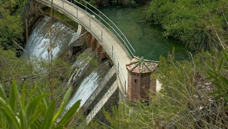 SENDERISMOS- DESCENSO DEL RIO GRANDE, NACIMIENTO DE ZARZALONES Y POZA MACIAS EN YUNQUERA