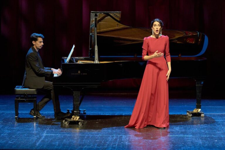 NOCHES EN EL ALCÁZAR – CONCIERTO: SORAYA MÉNCID – MANUEL NAVARRO