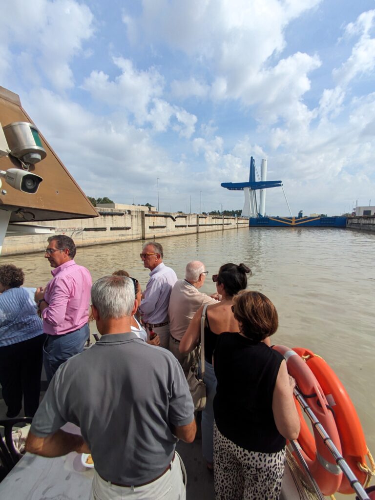 RUTA EN BARCO: LA SEVILLA PORTUARIA E INDUSTRIAL